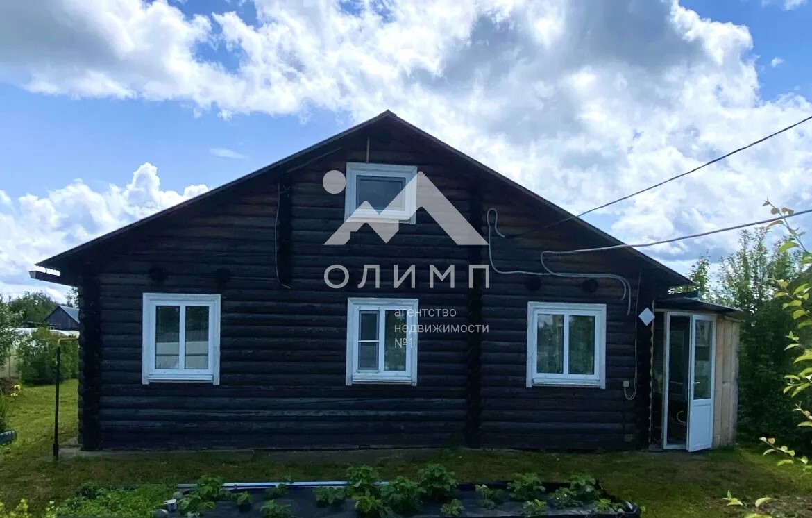 Россия, Вологодская область, Тотемский муниципальный округ, деревня Нелюбино, 12