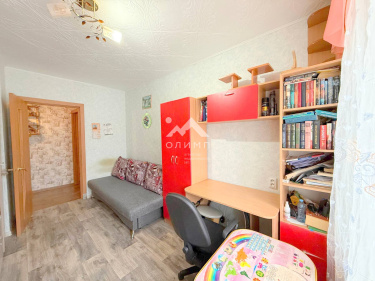 Россия, Вологодская область, Грязовецкий муниципальный округ, рабочий посёлок Вохтога, Юбилейная улица, 17