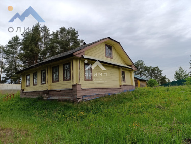 Россия, Вологодская область, село Сямжа, Комсомольская улица, 8