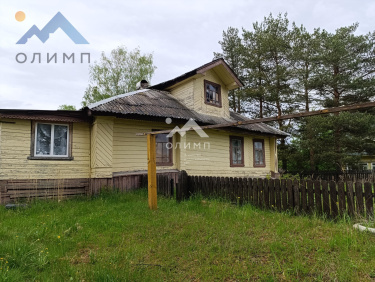 Россия, Вологодская область, село Сямжа, Комсомольская улица, 8