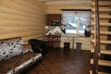 Россия, Архангельская область, Вельский район, муниципальное образование Усть-Вельское, деревня Пахотинская, 26