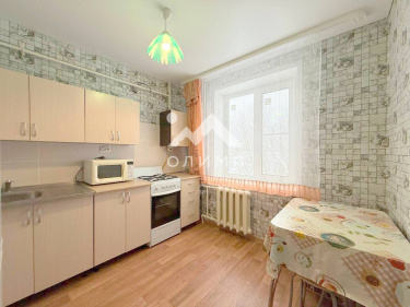 Россия, Вологодская область, Сокольский муниципальный округ, деревня Марковское, Центральная улица, 5