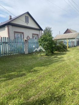 Россия, Вологодская область, Вашкинский муниципальный округ, село Липин Бор, Базовая улица, 51