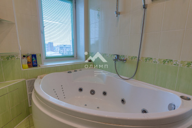 Россия, Вологда, улица Челюскинцев, 32