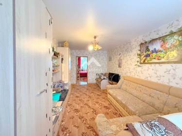 Россия, Вологодская область, Грязовецкий муниципальный округ, рабочий посёлок Вохтога, Юбилейная улица, 17