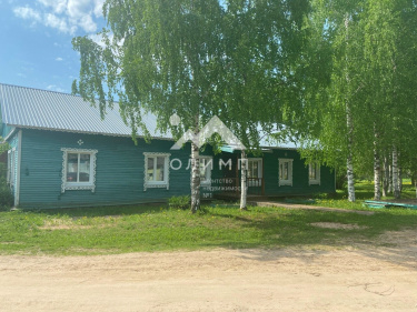 Россия, Вологодская область, Усть-Кубинский муниципальный округ, деревня Королиха, Молодёжная улица, 12