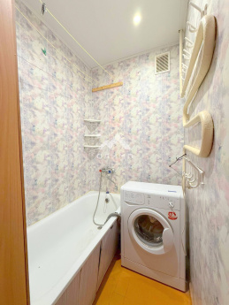 Россия, Вологодская область, Грязовецкий муниципальный округ, рабочий посёлок Вохтога, Юбилейная улица, 17