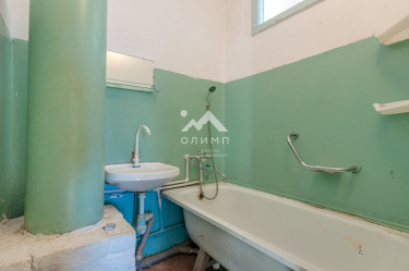 Россия, Вологодская область, Сокольский муниципальный округ, деревня Литега, 23