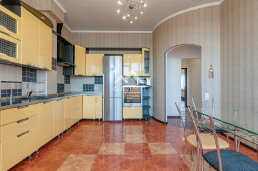 Россия, Вологда, улица Челюскинцев, 32