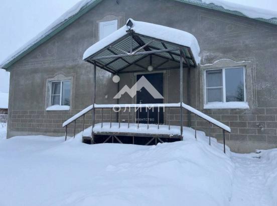 Россия, Вологодская область, Сокольский муниципальный округ, деревня Оларёво