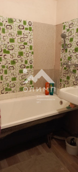 Россия, Вологодская область, Грязовецкий муниципальный округ, рабочий посёлок Вохтога, Колхозная улица, 87