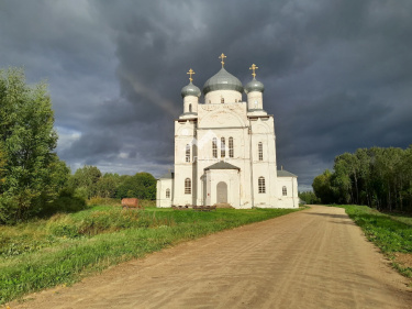 Россия, Вологодская область, Харовский муниципальный округ, деревня Угол